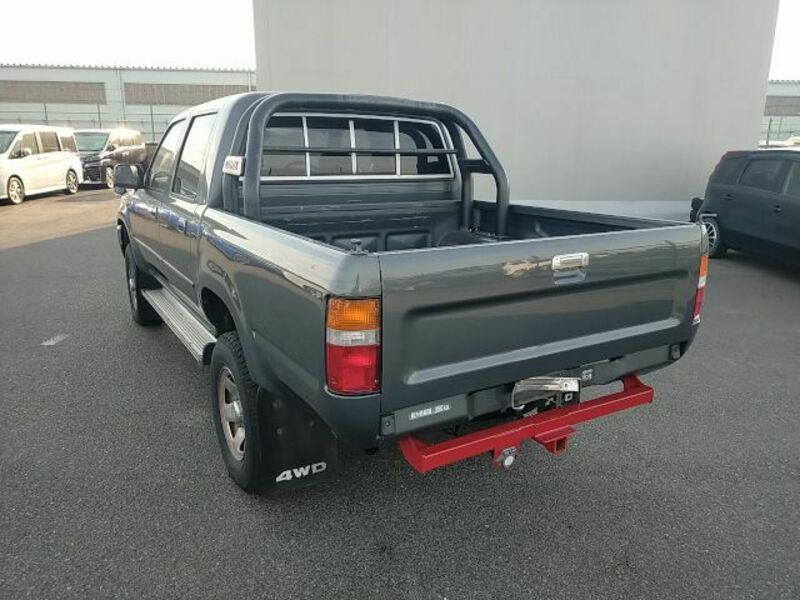 HILUX