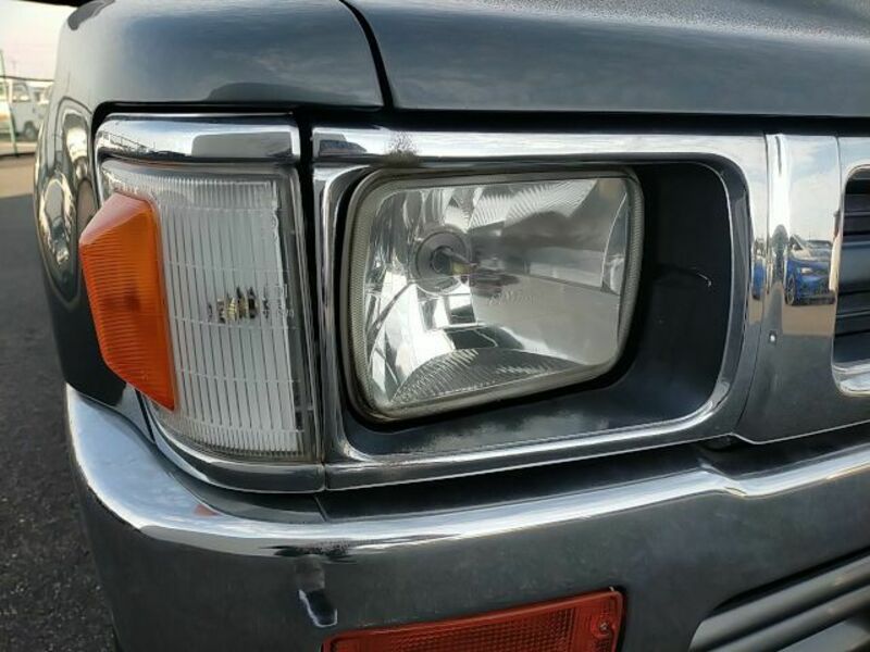 HILUX