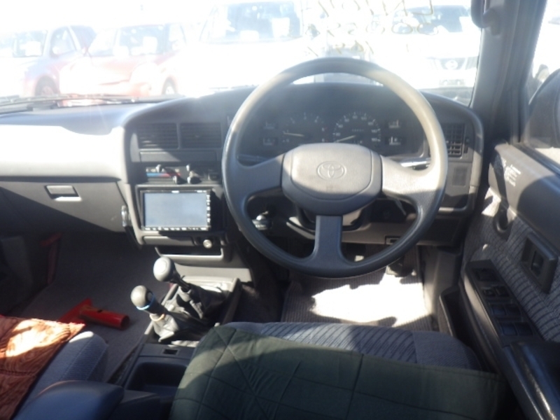 HILUX