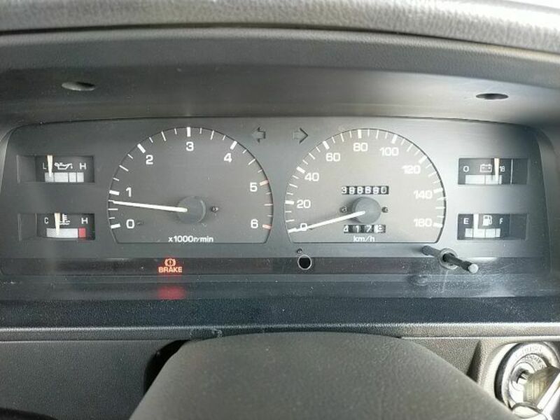 HILUX
