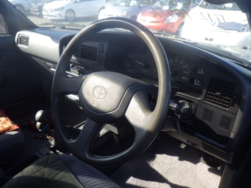 HILUX