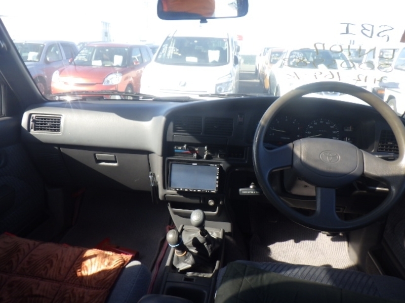 HILUX