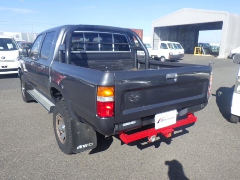 HILUX