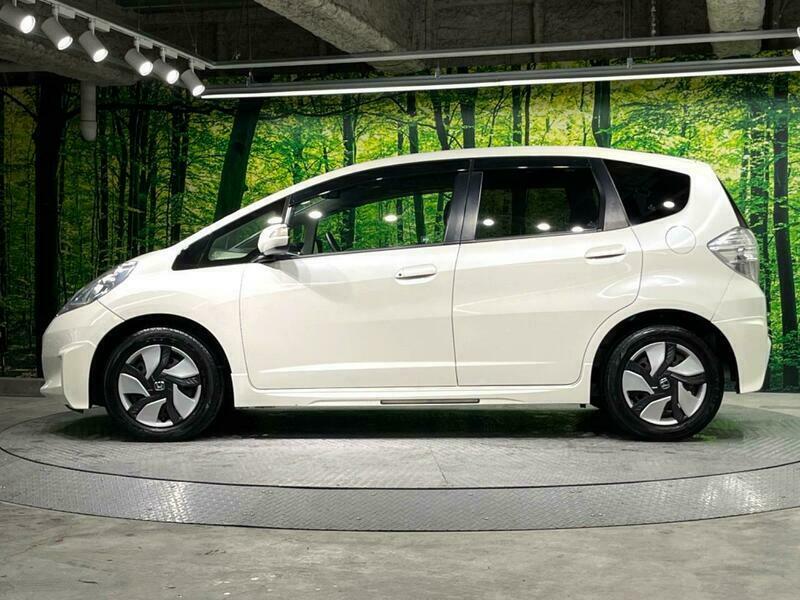 FIT HYBRID
