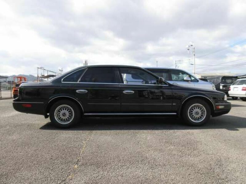 INFINITI Q45