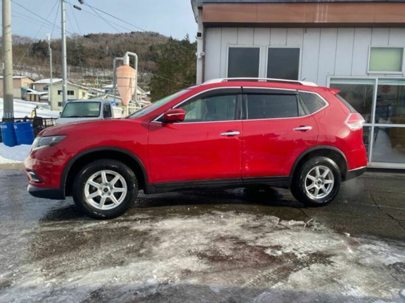 X-TRAIL