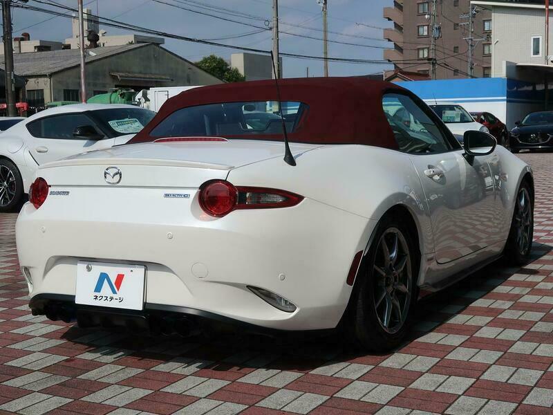 ROADSTER