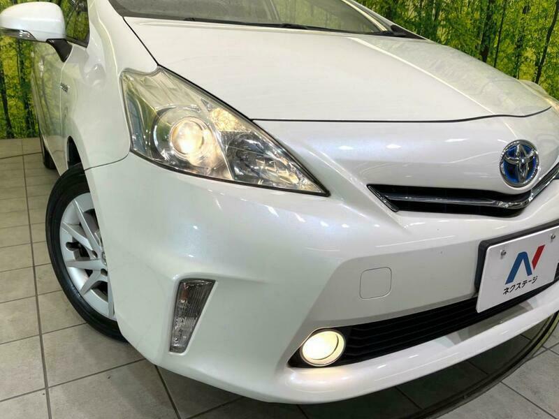 PRIUS ALPHA