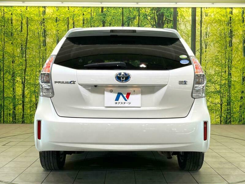 PRIUS ALPHA