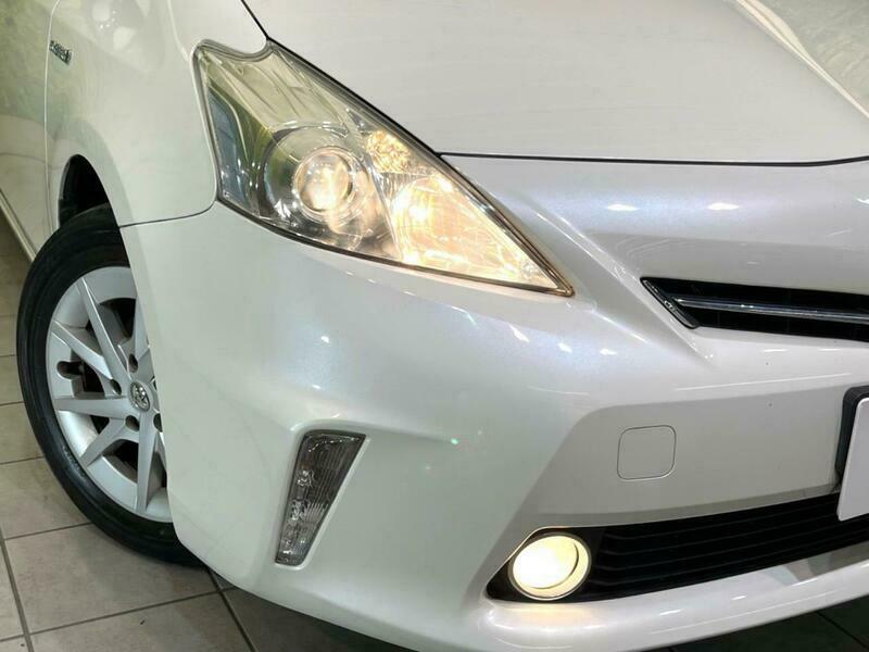 PRIUS ALPHA
