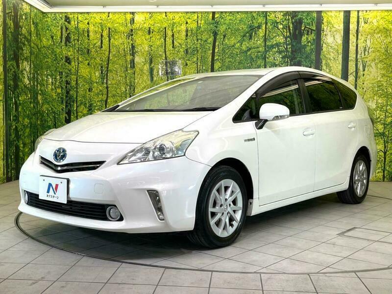 PRIUS ALPHA