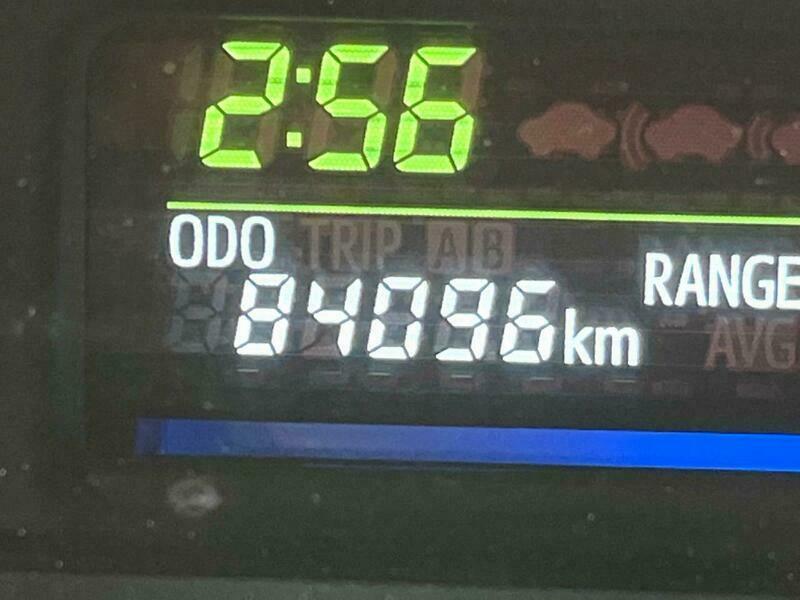 PRIUS ALPHA