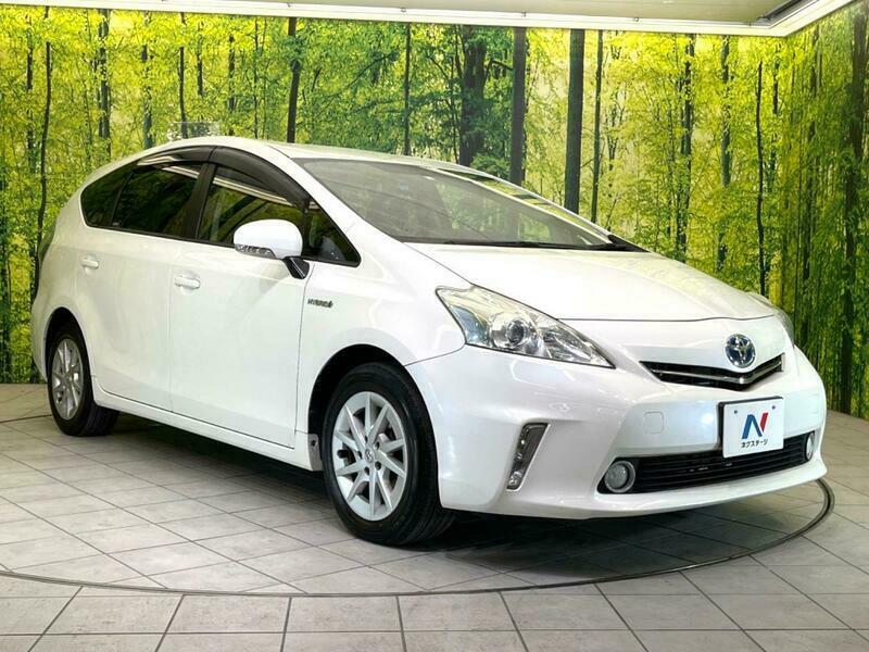 PRIUS ALPHA
