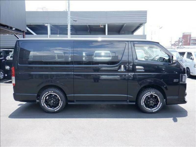 HIACE VAN-12