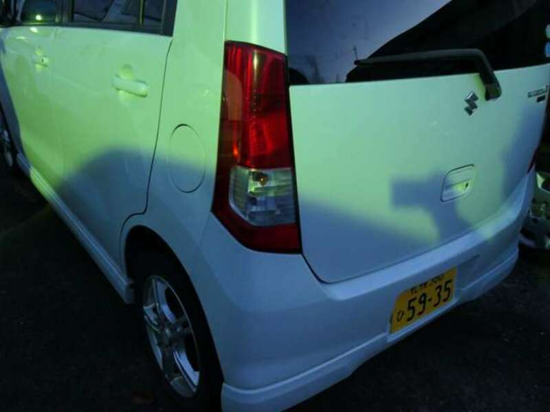 WAGON R