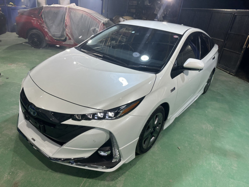 PRIUS PHV