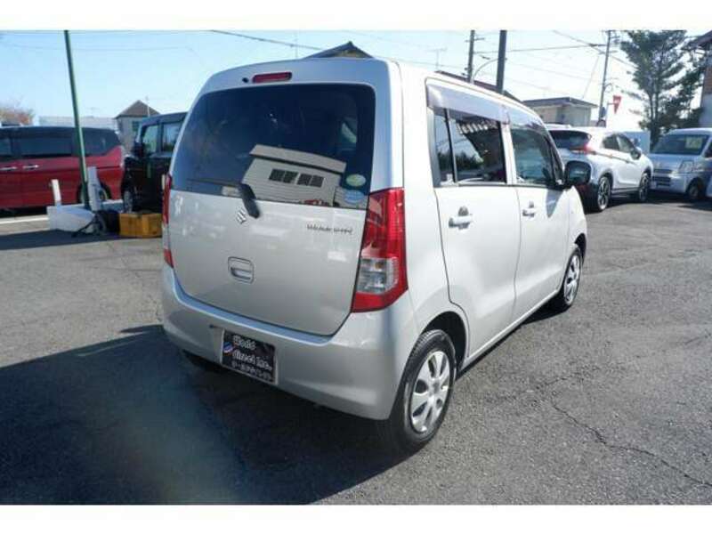 WAGON R