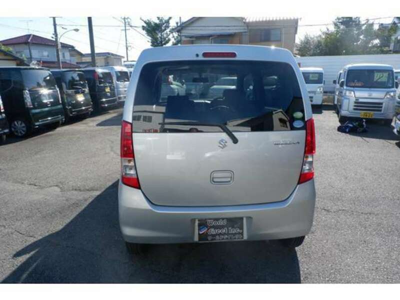 WAGON R