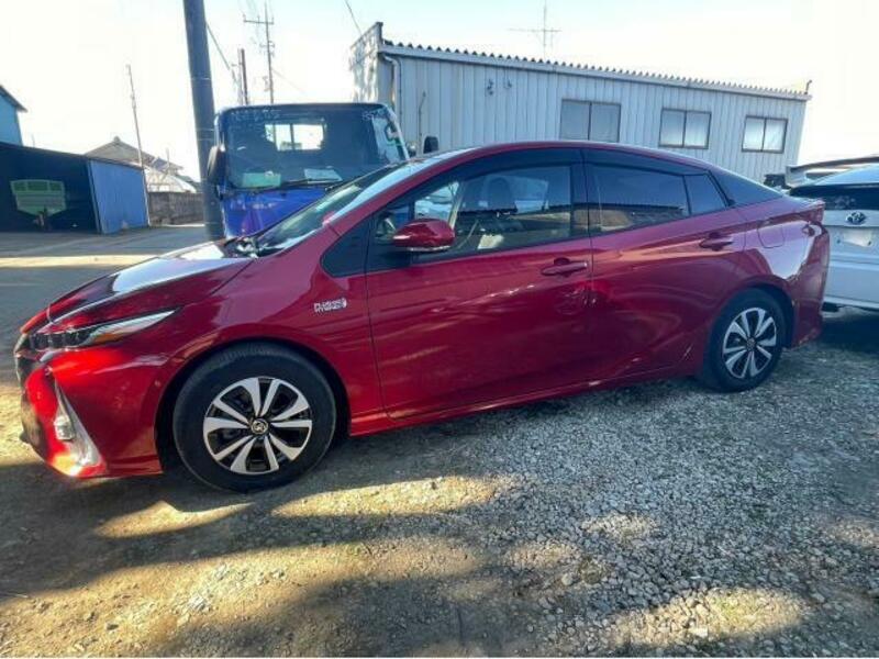 PRIUS PHV