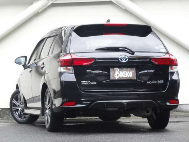 COROLLA FIELDER