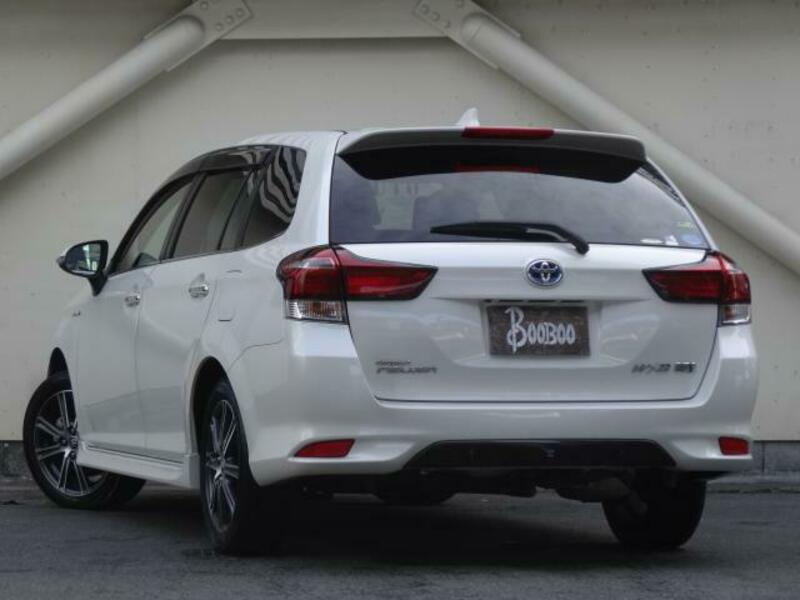 COROLLA FIELDER