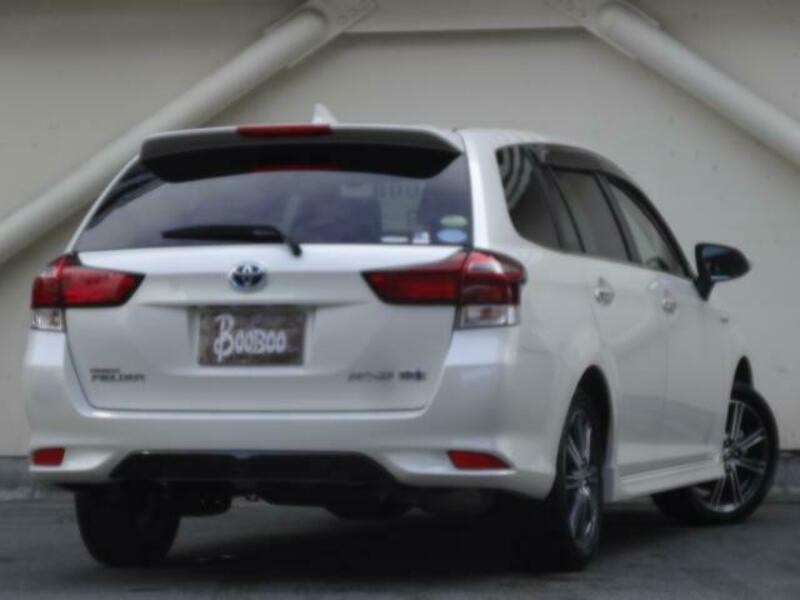 COROLLA FIELDER