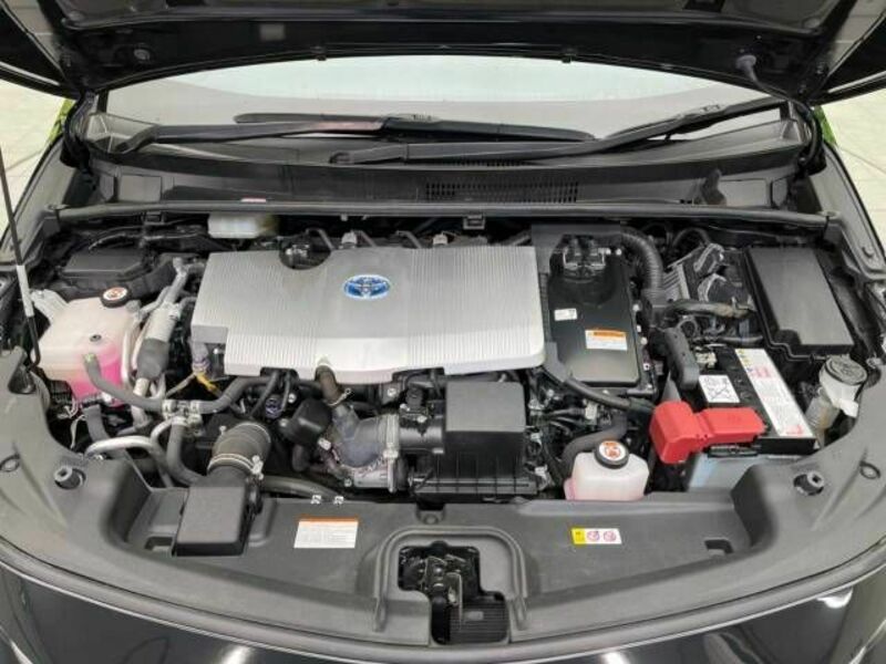 PRIUS PHV