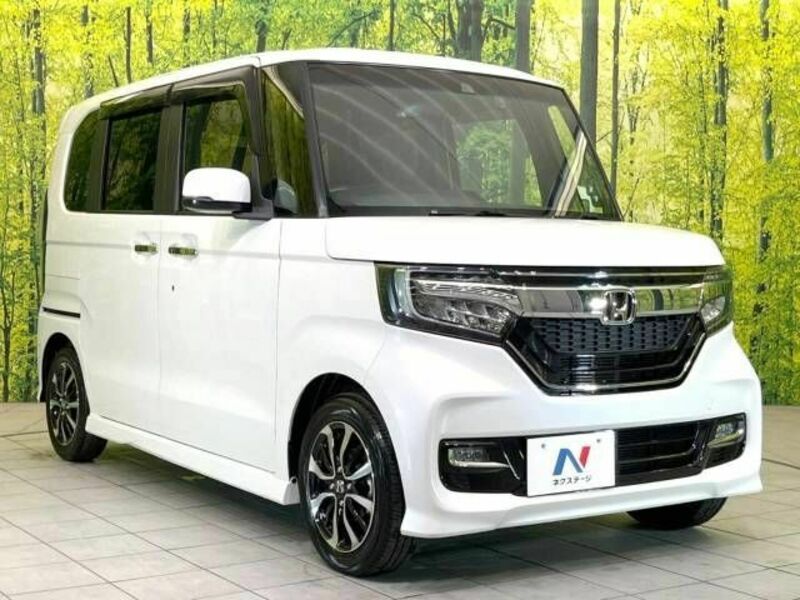 N BOX CUSTOM