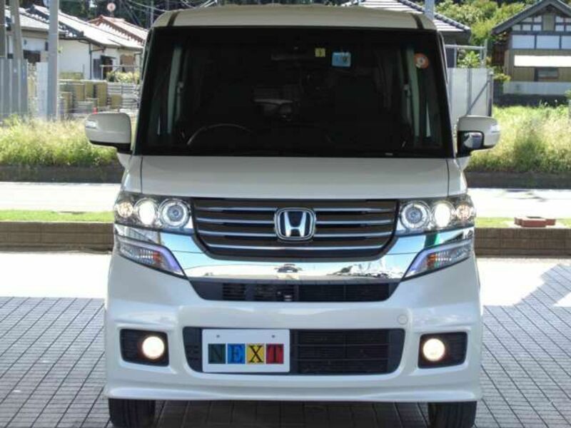 N BOX CUSTOM