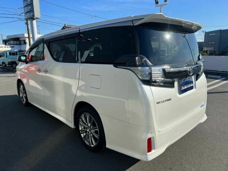VELLFIRE