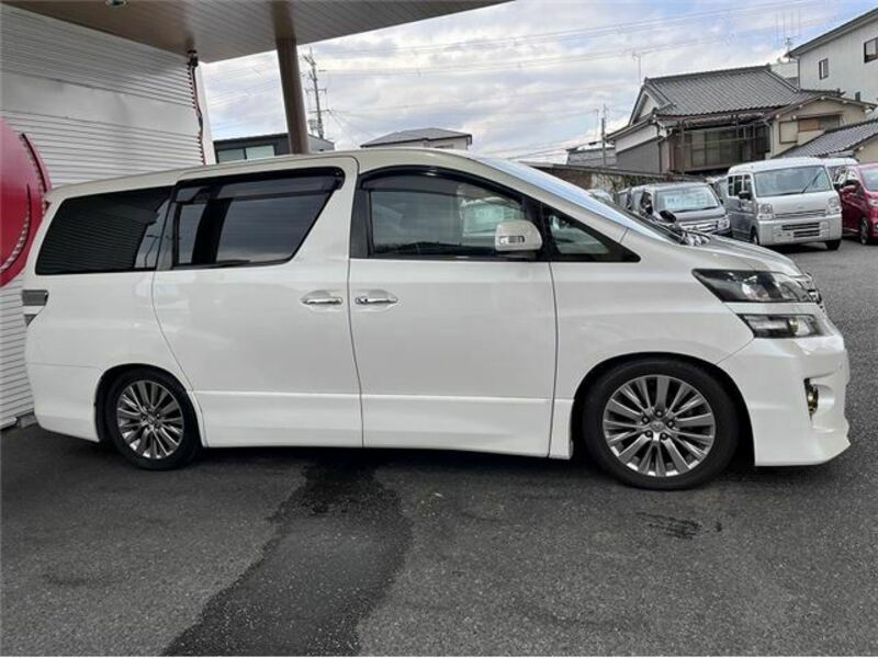 VELLFIRE