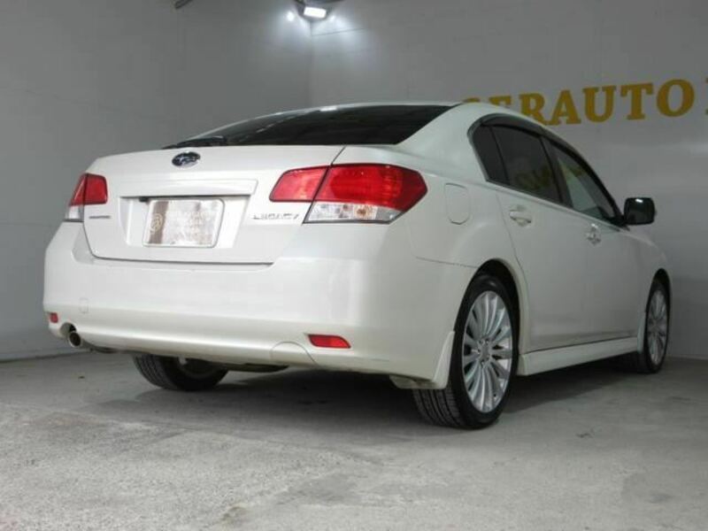 LEGACY B4