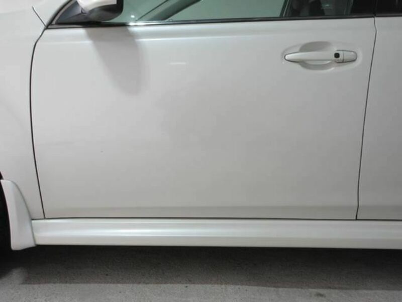 LEGACY B4