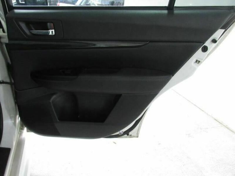 LEGACY B4
