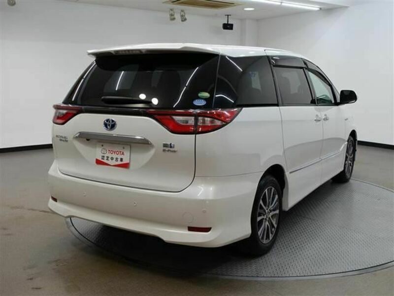 ESTIMA HYBRID