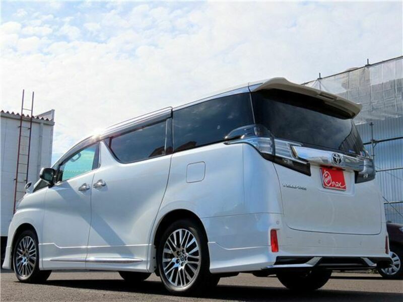 VELLFIRE