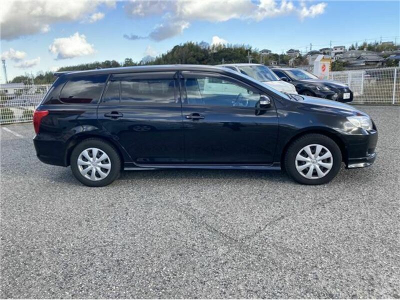 COROLLA FIELDER