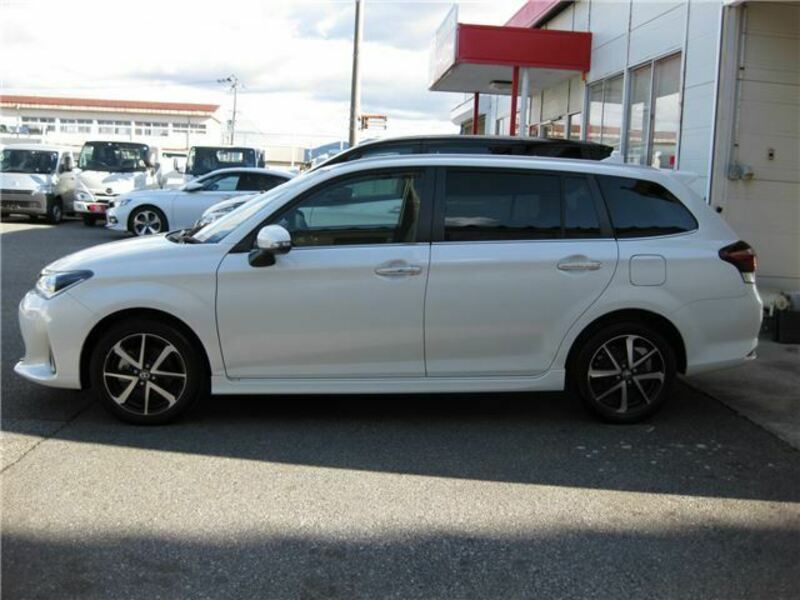 COROLLA FIELDER