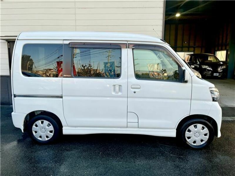 ATRAI WAGON