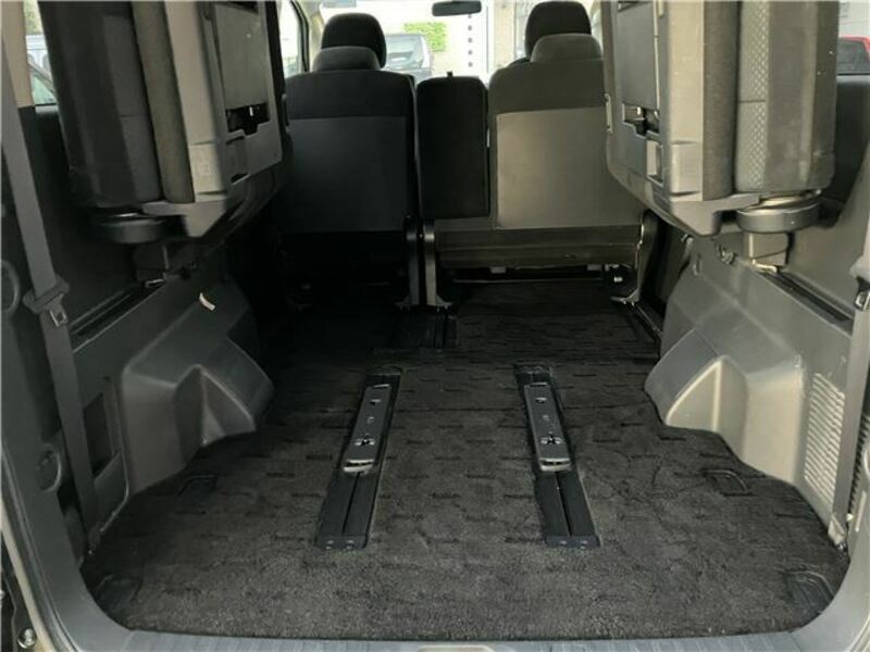 DELICA D5
