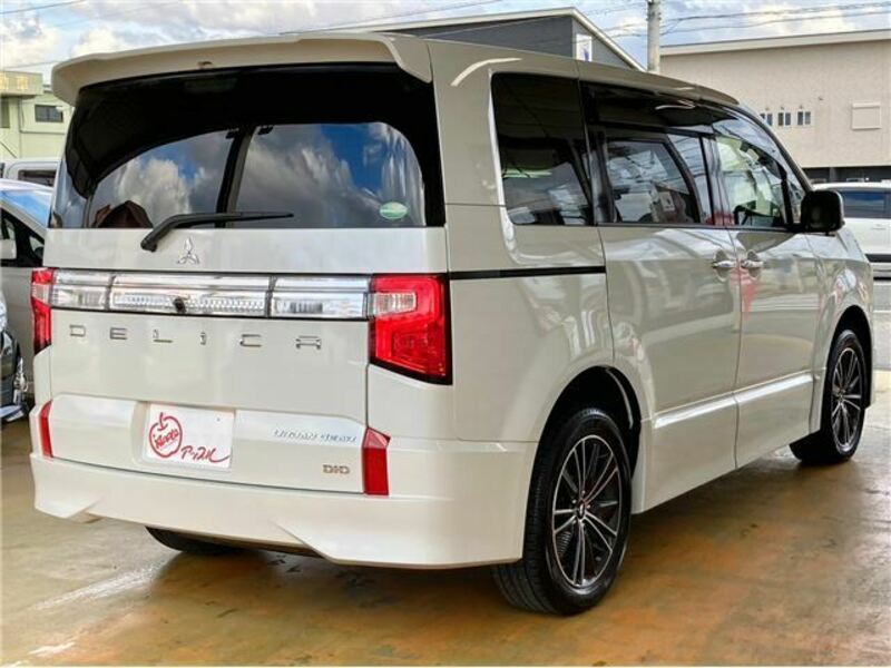 DELICA D5