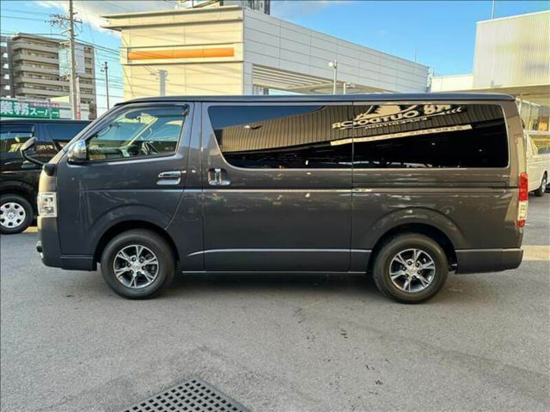HIACE VAN