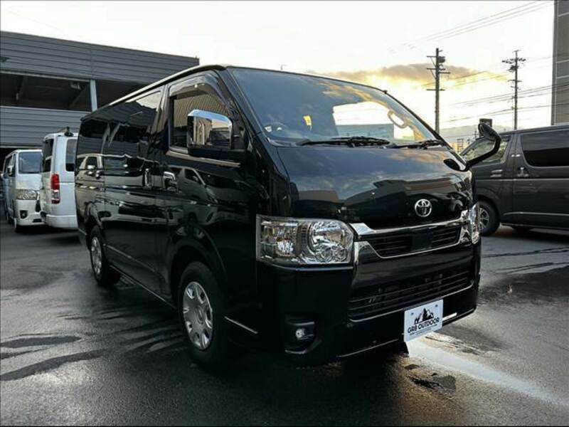 HIACE VAN