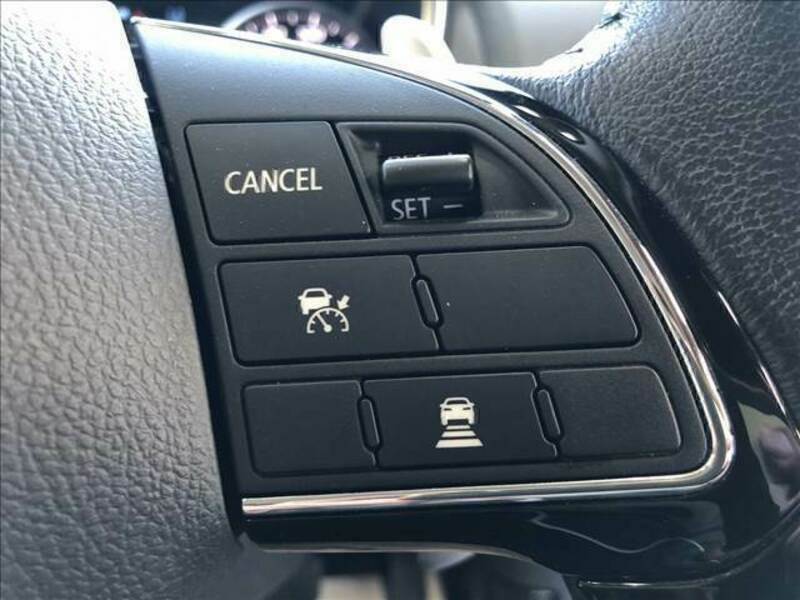 ECLIPSE CROSS