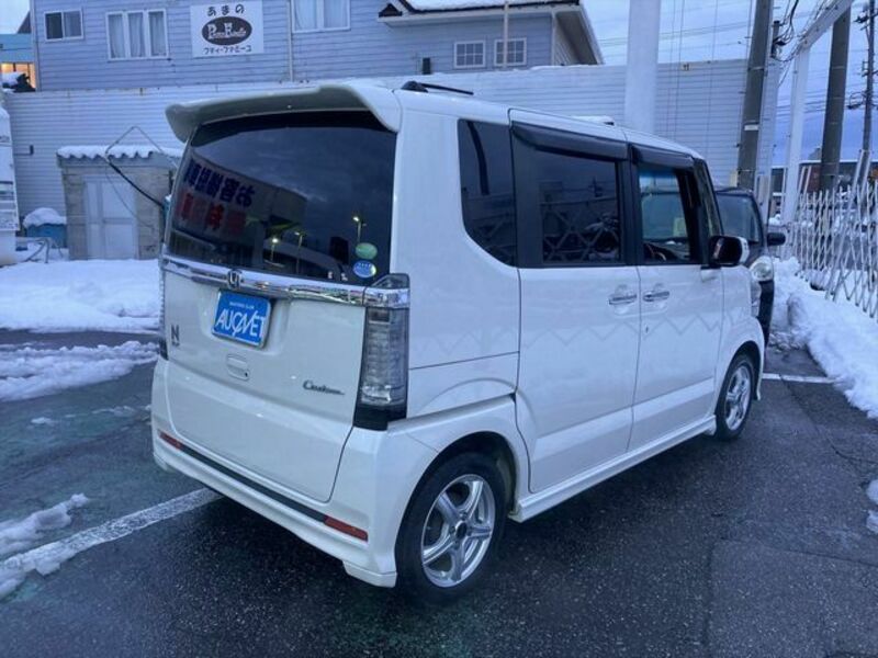 N BOX CUSTOM