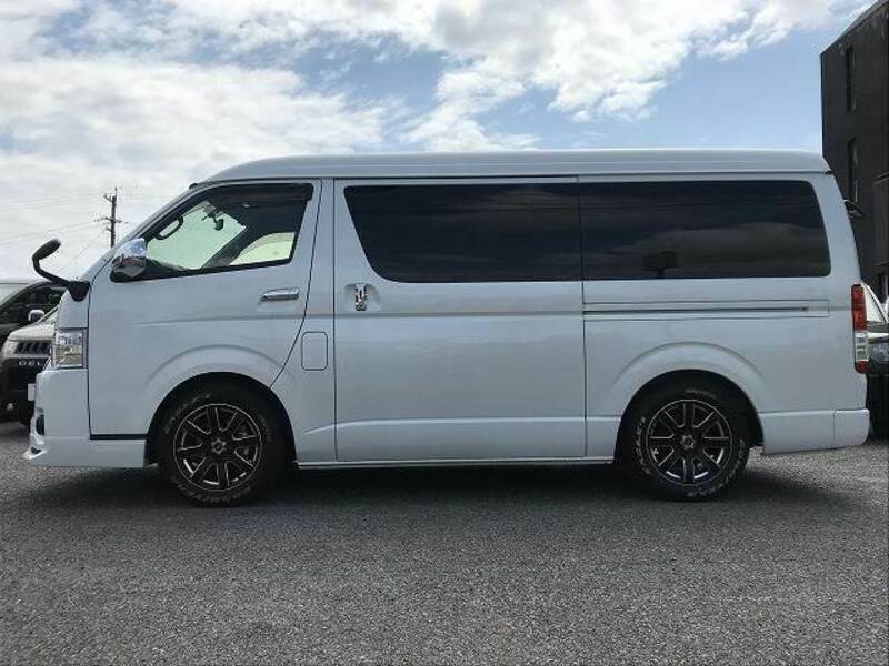 HIACE VAN