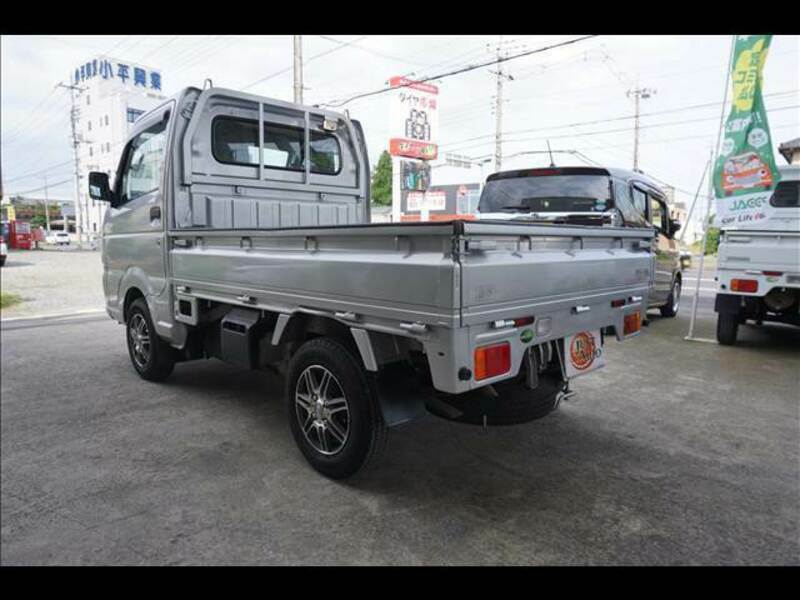 CARRY TRUCK