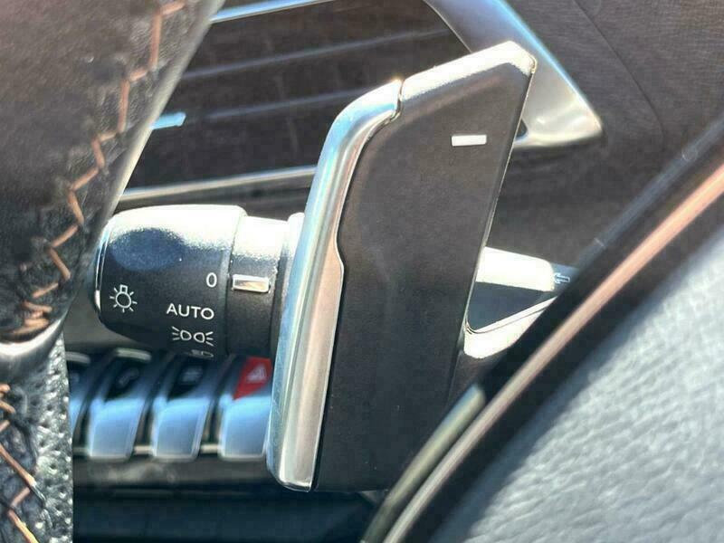 3008