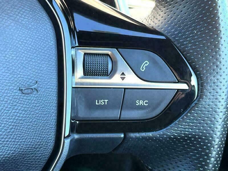 3008