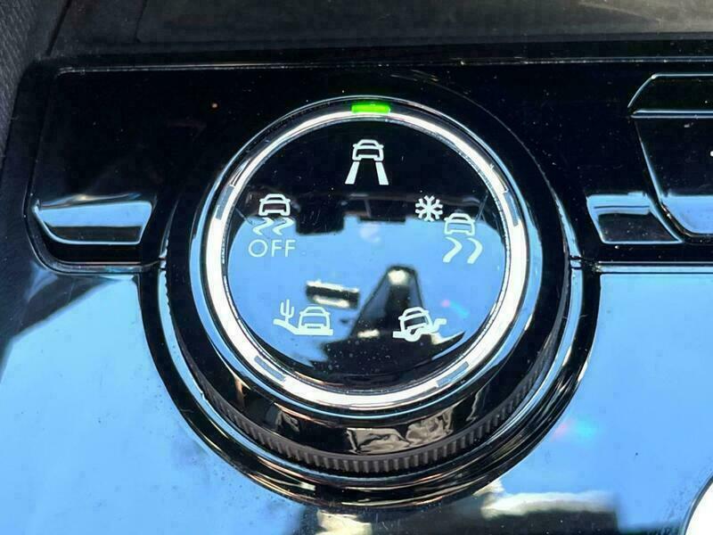 3008